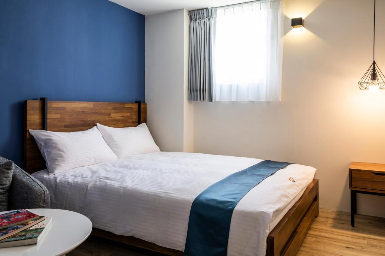 มู่หลาน Aparthotel ไถหนาน ภายนอก รูปภาพ