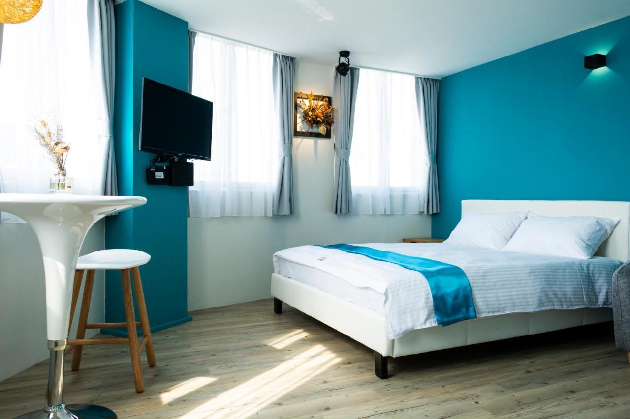 มู่หลาน Aparthotel ไถหนาน ภายนอก รูปภาพ